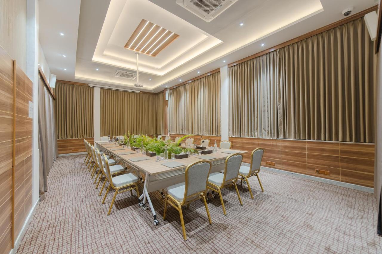 Hotel Samann Host Hulhumale Zewnętrze zdjęcie